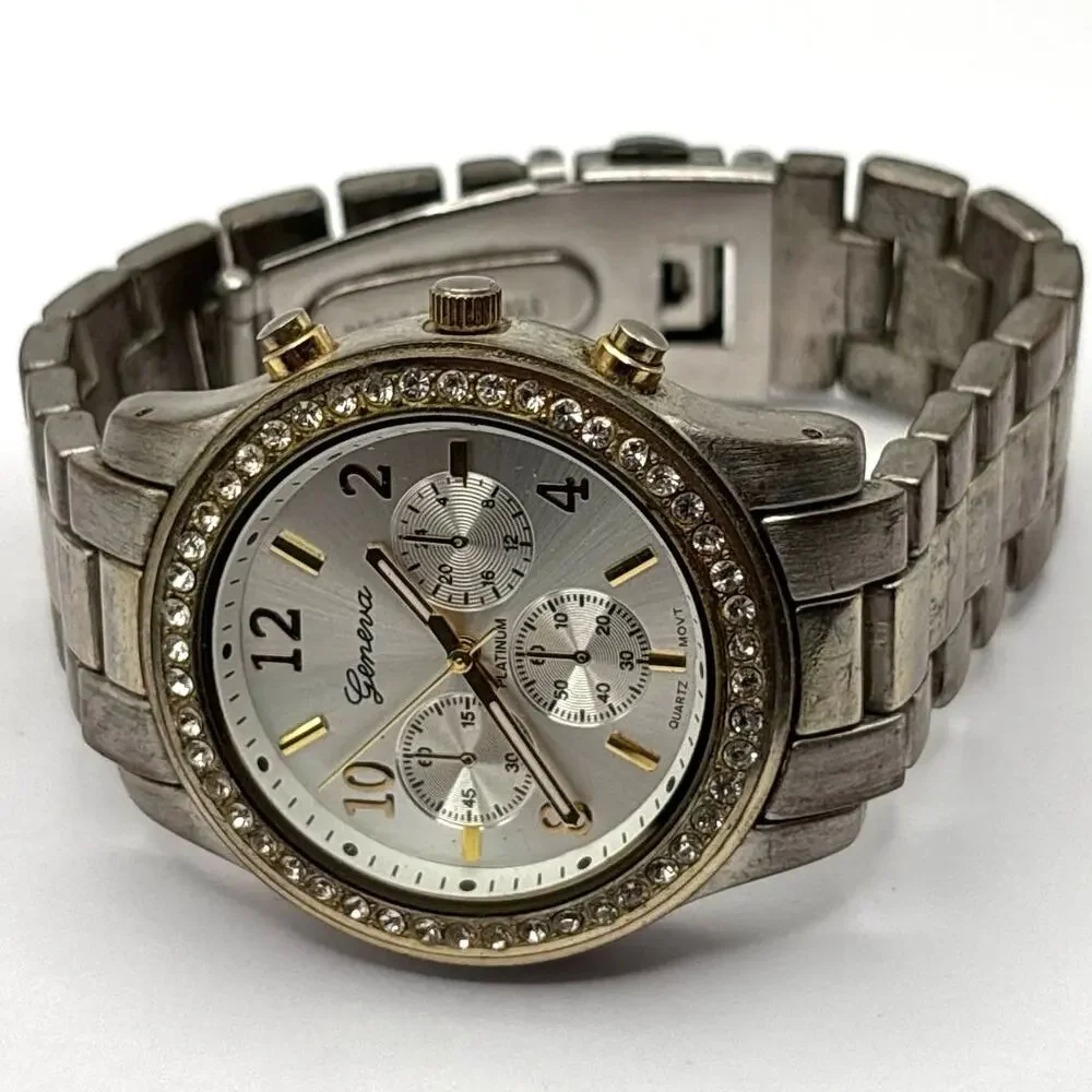 Silver Retro Men's Watch